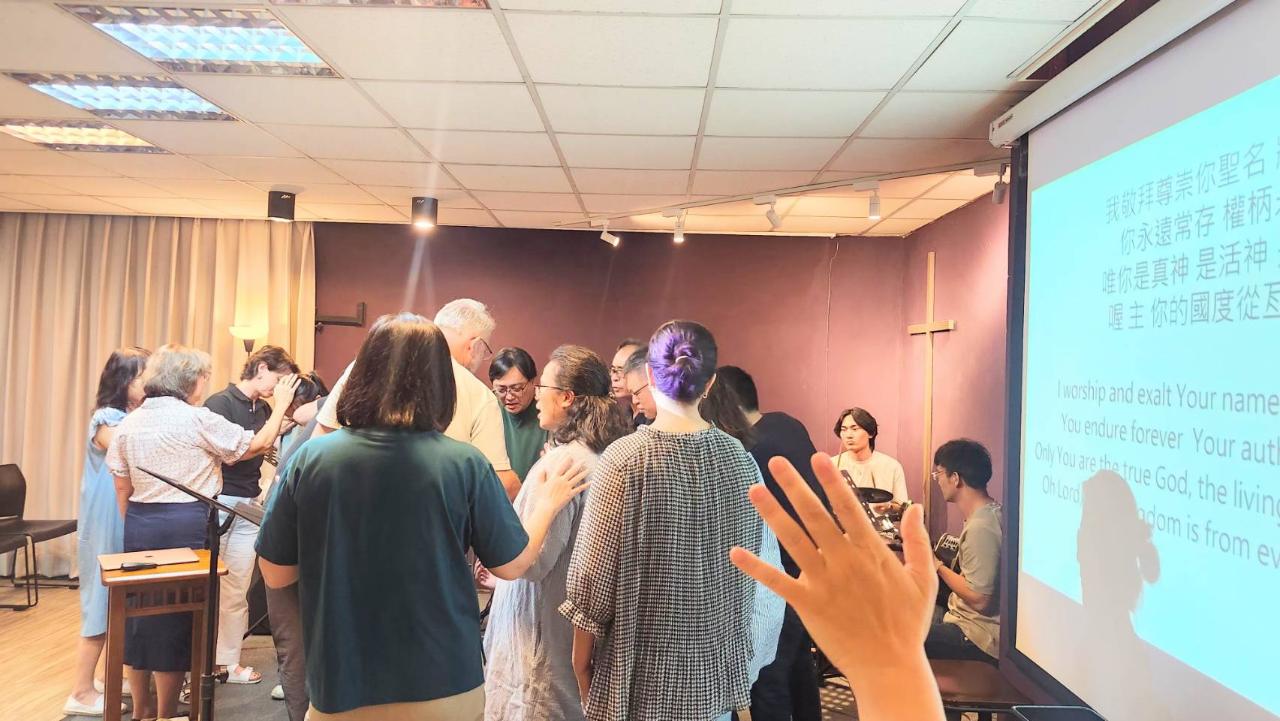 特會現場禱告服事