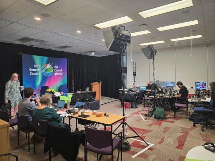 安一下即可觀看放大圖示 Highslide JS